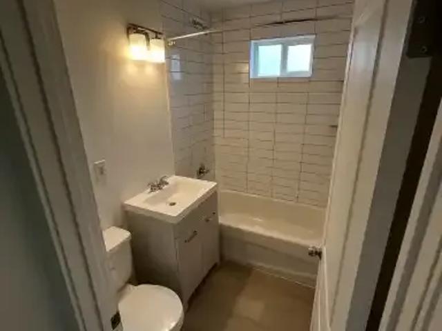 For Rent 2 Bedroom House Edmonton AB DS104877031