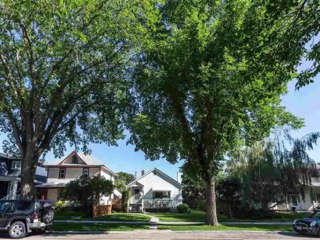 For Rent 2 Bedroom House Edmonton AB DS104991583