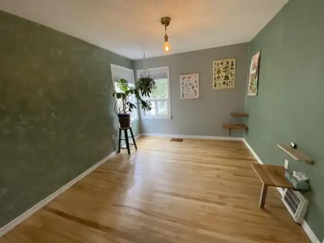 For Rent 2 Bedroom House Edmonton AB DS105991654