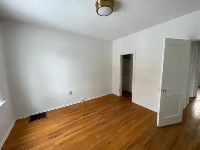 For Rent 2 Bedroom House Edmonton AB DS105009040