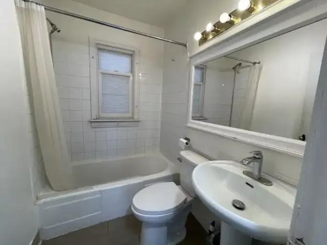 For Rent 2 Bedroom House Edmonton AB DS106148516