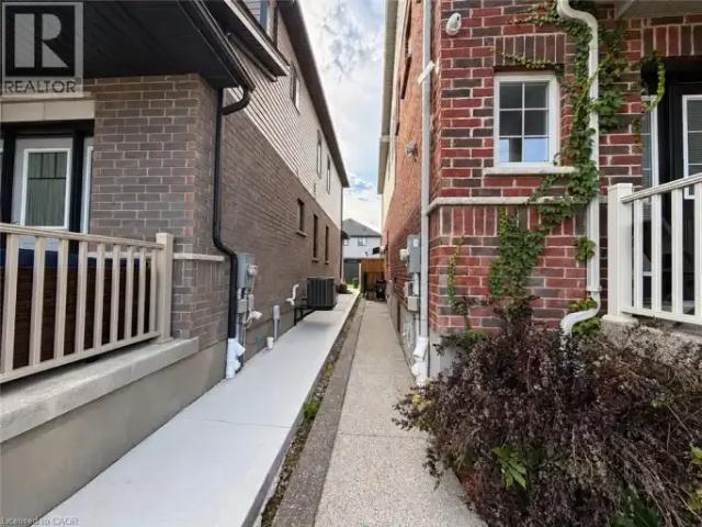 For Rent 2 Bedroom House Kitchener ON DS105467421