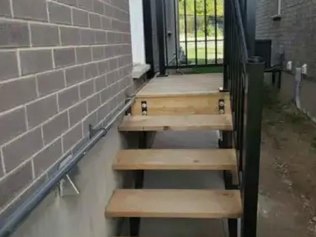 For Rent 2 Bedroom House Kitchener ON DS103569179