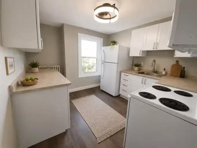 For Rent 2 Bedroom House Kingston ON DS104888561
