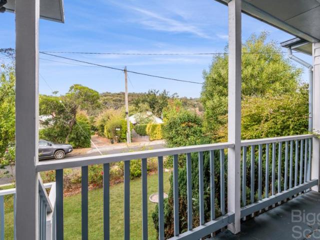 For Rent 2 Bedroom House Hepburn Springs VIC DS101583095