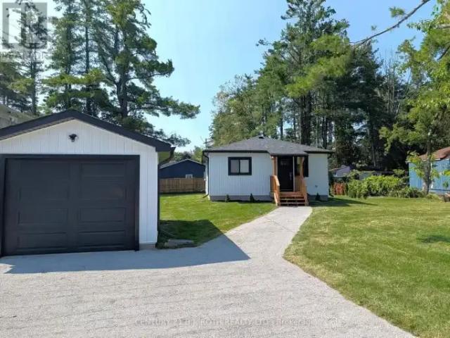 For Rent 2 Bedroom House Innisfil ON DS104506914