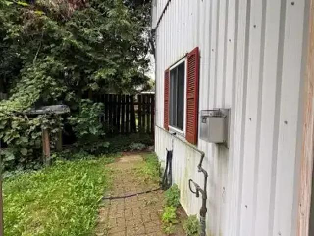 For Rent 2 Bedroom House Innisfil ON DS105410921