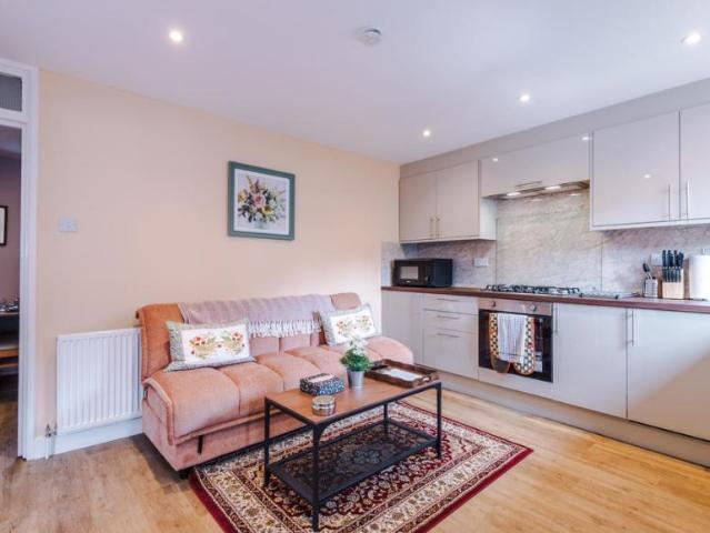 For Rent 2 Bedroom House Oldham Oldham DS103303285