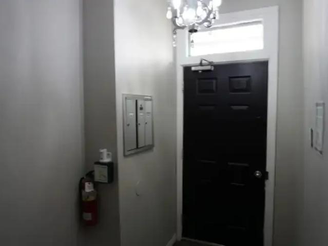 For Rent 2 Bedroom House Ottawa ON DS99752228