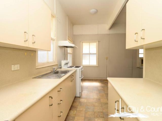 For Rent 2 Bedroom House Mount Isa QLD DS103245818