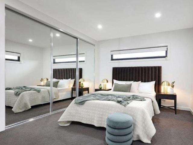 For Rent 2 Bedroom House Moorabbin, VIC DS102722692