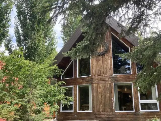 For Rent 2 Bedroom House Mulhurst AB DS104178955