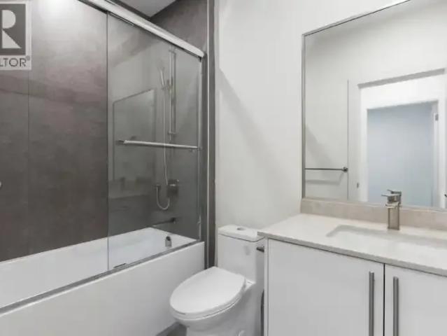 For Rent 2 Bedroom House North Vancouver BC DS106118294