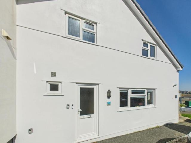 For Rent 2 Bedroom House Newquay Newquay DLS95847332