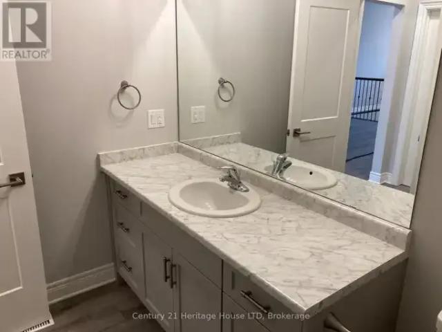 For Rent 2 Bedroom House Niagara Falls ON DS103840334