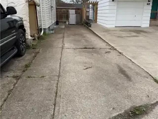 For Rent 2 Bedroom House St. Catharines ON DS102952218