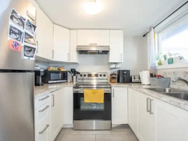 For Rent 2 Bedroom House St. Catharines ON DS103879354