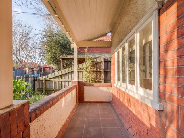 For Rent 2 Bedroom House St Kilda East VIC DS103326558