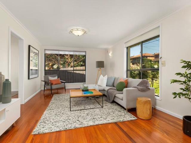 For Rent 2 Bedroom House Strathmore Heights VIC DS103307841