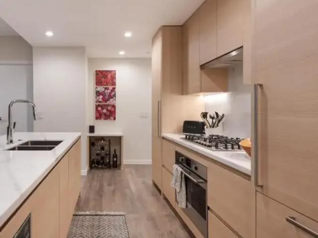 For Rent 2 Bedroom House Port Moody BC DS103739737