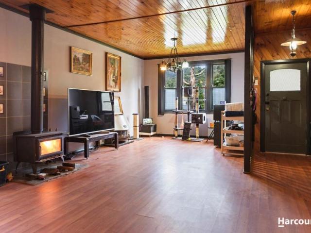 For Rent 2 Bedroom House Queenstown TAS DS106008650