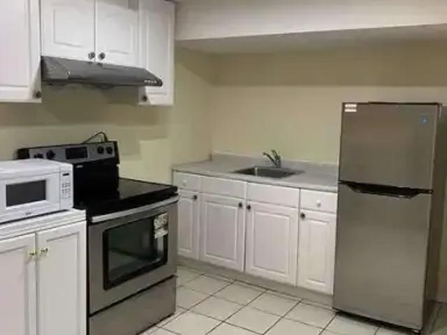 For Rent 2 Bedroom House Richmond Hill ON DLS104864236