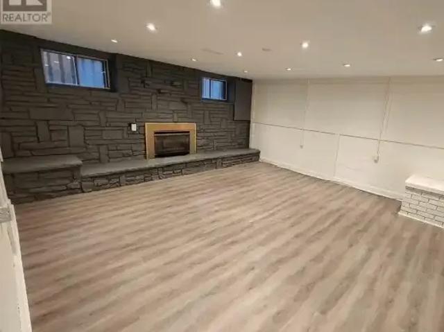 For Rent 2 Bedroom House Richmond Hill ON DS102794970