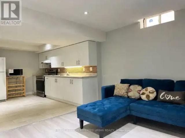 For Rent 2 Bedroom House Richmond Hill ON DS104470421