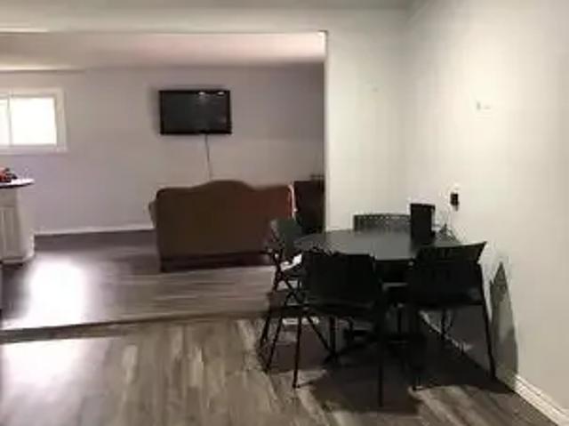 For Rent 2 Bedroom House Waterloo ON DS103390731