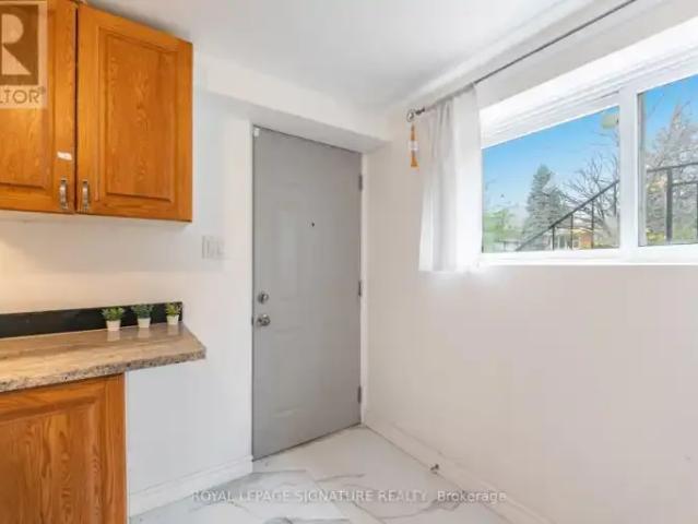 For Rent 2 Bedroom House Waterloo ON DS104362838