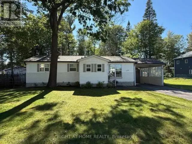 For Rent 2 Bedroom House Wasaga Beach ON DS105378594