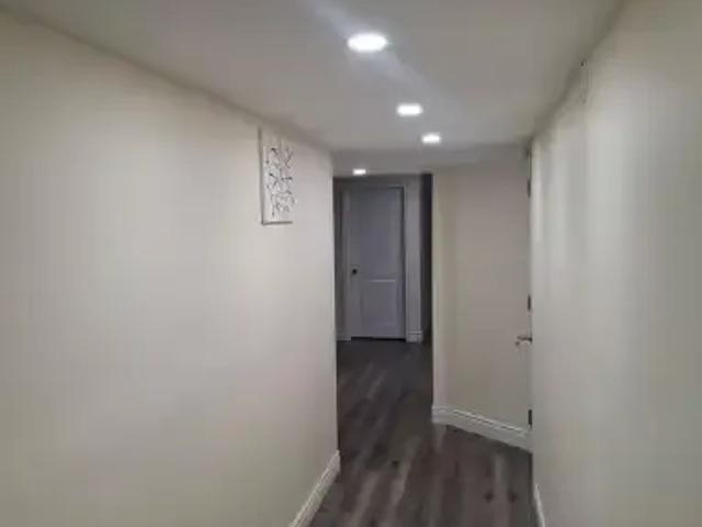 For Rent 2 Bedroom House Welland ON DS103091762