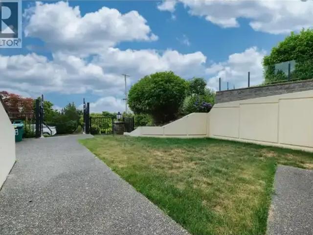 For Rent 2 Bedroom House West Vancouver BC DS104681957