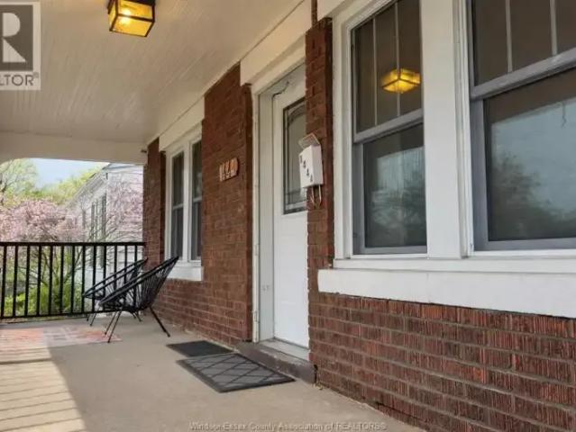 For Rent 2 Bedroom House Windsor ON DLS105281890