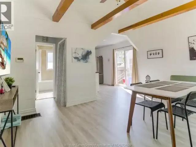 For Rent 2 Bedroom House Windsor ON DLS105281935