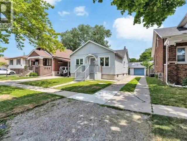For Rent 2 Bedroom House Windsor ON DS103695344