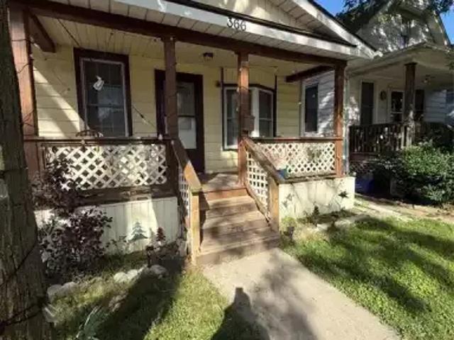 For Rent 2 Bedroom House Windsor ON DS105023468