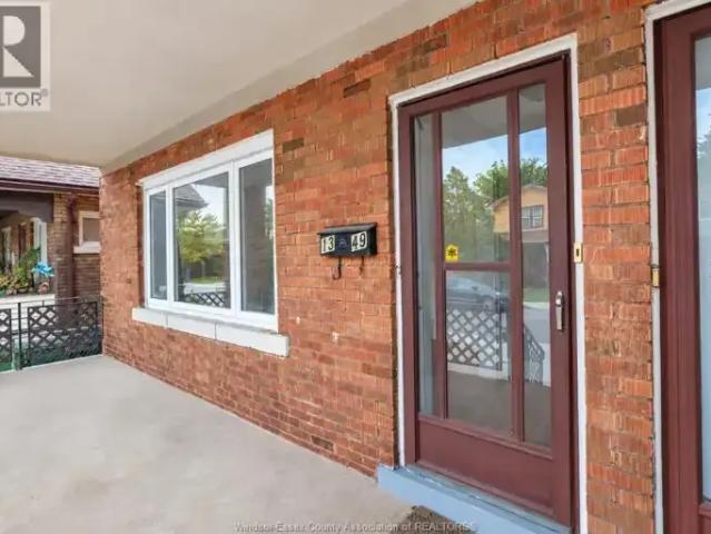 For Rent 2 Bedroom House Windsor ON DS105602210