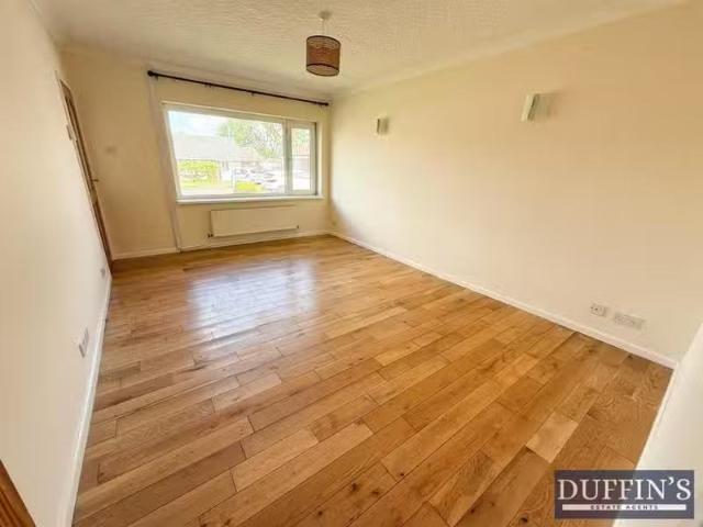Cheap 2 bedroom semi detached bungalow for rent in Swinburne C.