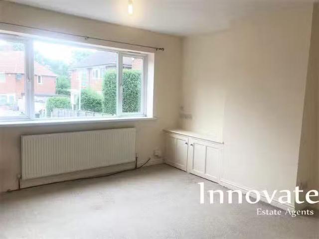 Just in! 2 bedroom semi detached house for rent in Lygon Grove.