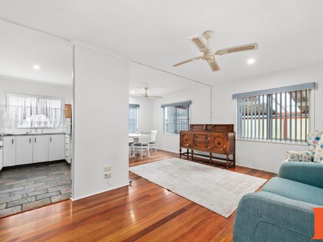 For Rent 2 Bedroom Retirement GREEN POINT NSW DS105707474