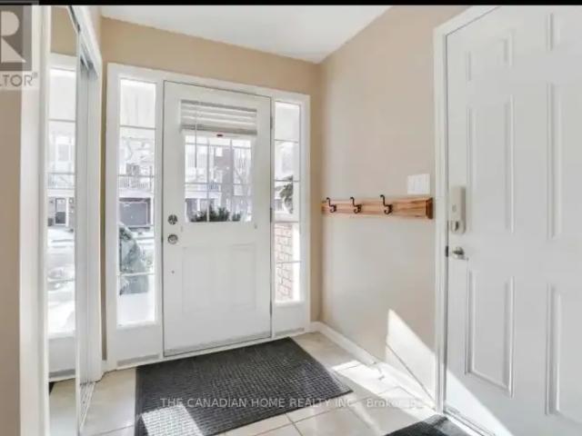 For Rent 2 Bedroom Townhouse Milton ON DS103355394