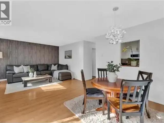 For Rent 2 Bedroom Townhouse North Vancouver BC DS105643406