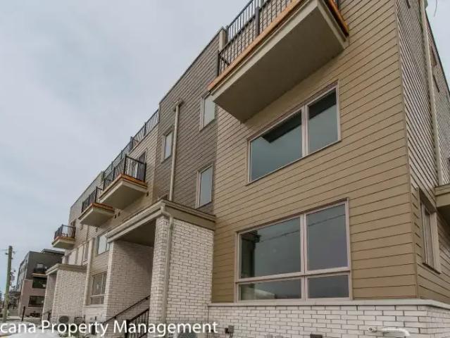 For Rent 2 Bedroom Townhouse Ottawa ON DS105167287