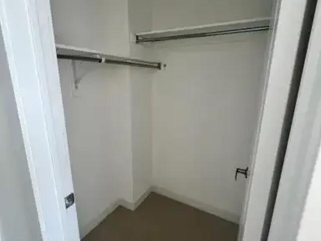 For Rent 2 Bedroom Townhouse Ajax ON DS103770648