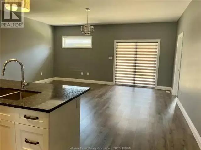 For Rent 2 Bedroom Townhouse Amherstburg ON DS103879527
