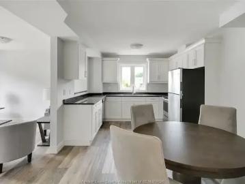 For Rent 2 Bedroom Townhouse Belle River ON DS102882883