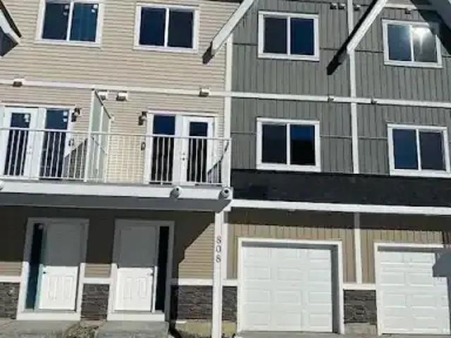 For Rent 2 Bedroom Townhouse Calgary AB DS104470027