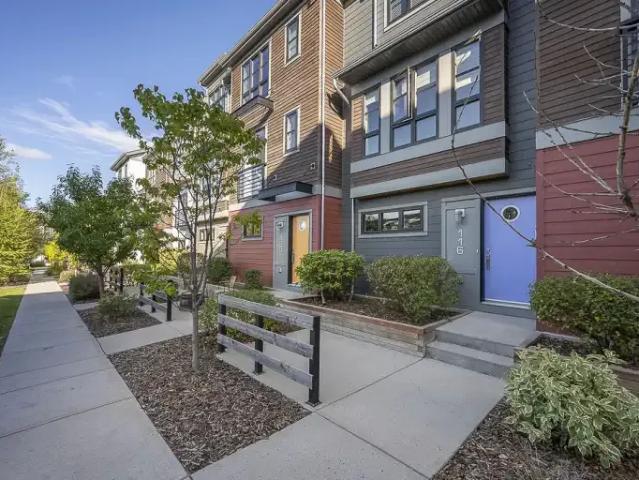 For Rent 2 Bedroom Townhouse Calgary AB DS105435126