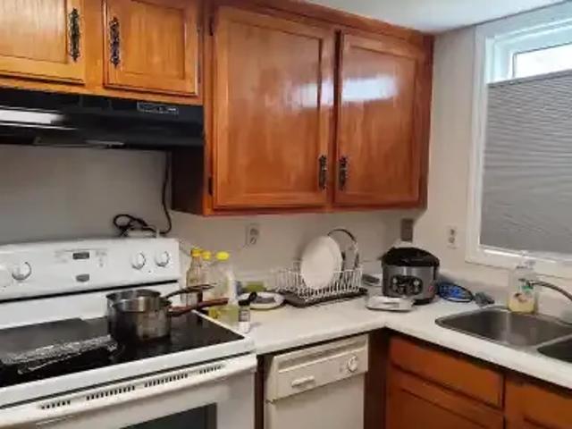 For Rent 2 Bedroom Townhouse Calgary AB DS105467278